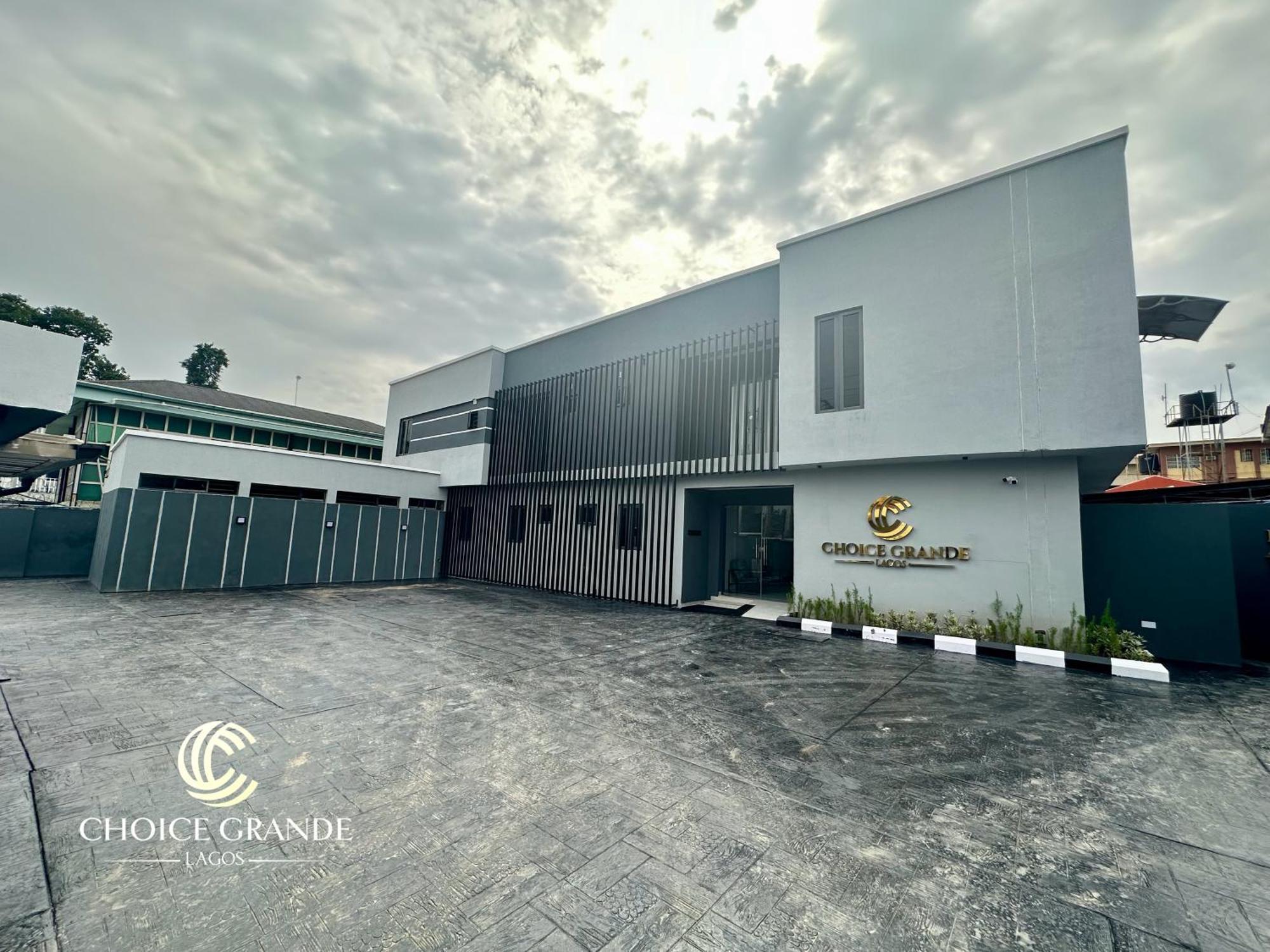 Choice Grande Lagos Hotel Ikeja Exterior photo